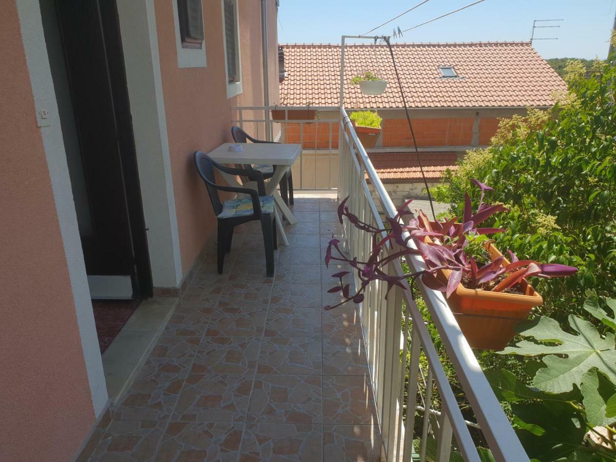 Guest House Alisa Hvar Town Exteriér fotografie